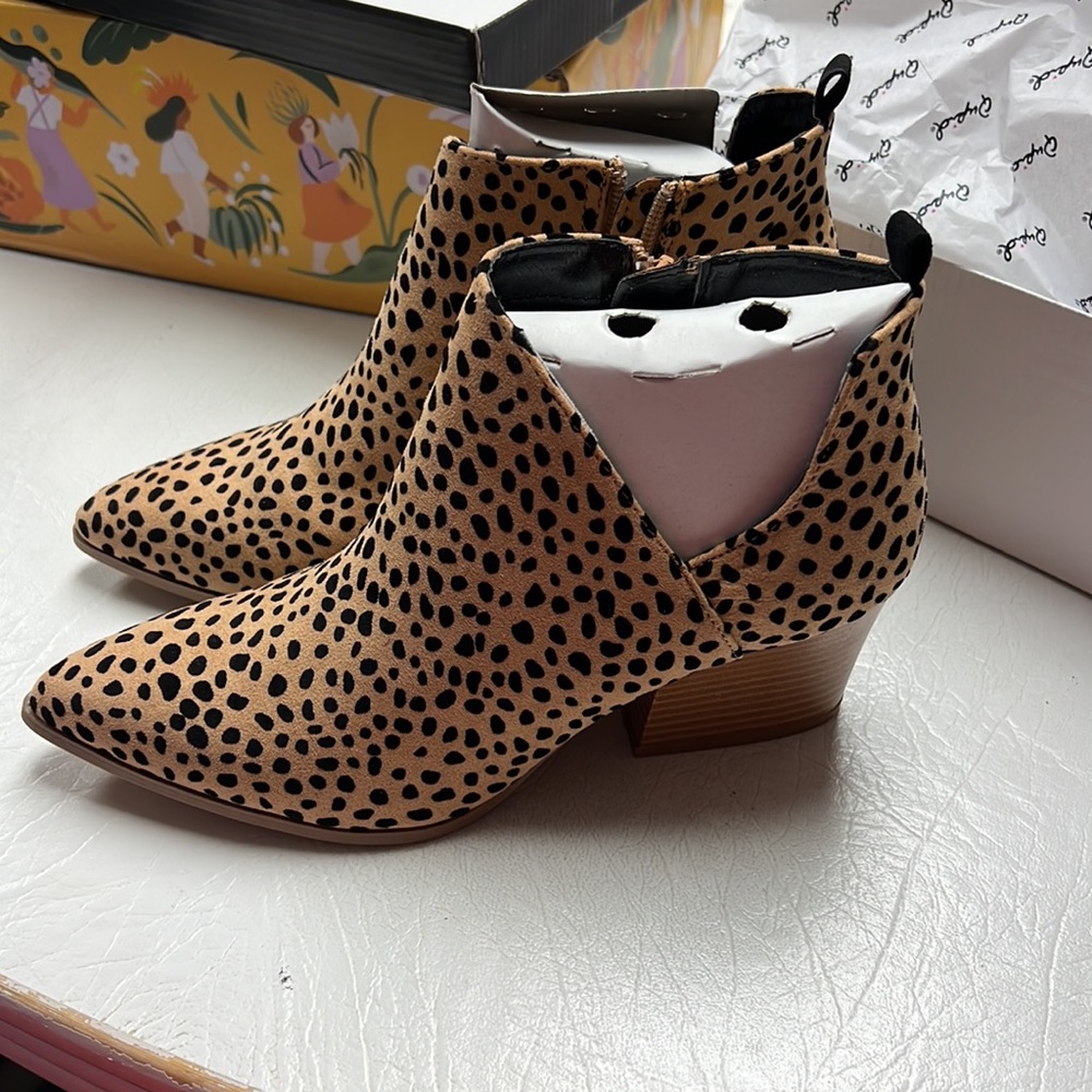 Tan/Black Leopard Suede Booties - Picture 3 of 6